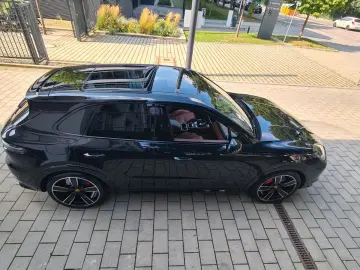 Cayenne GTS,ALU22,SportDesign,Luftfed,HALen,Pano