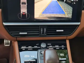 Cayenne GTS,ALU22,SportDesign,Luftfed,HALen,Pano