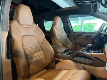 Cayenne GTS *Pano*InnoDrive*18-Wege*AHK