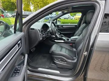 Cayenne Turbo LED/Panorama/InnoDrive