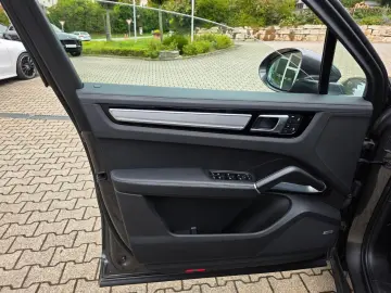 Cayenne Turbo LED/Panorama/InnoDrive