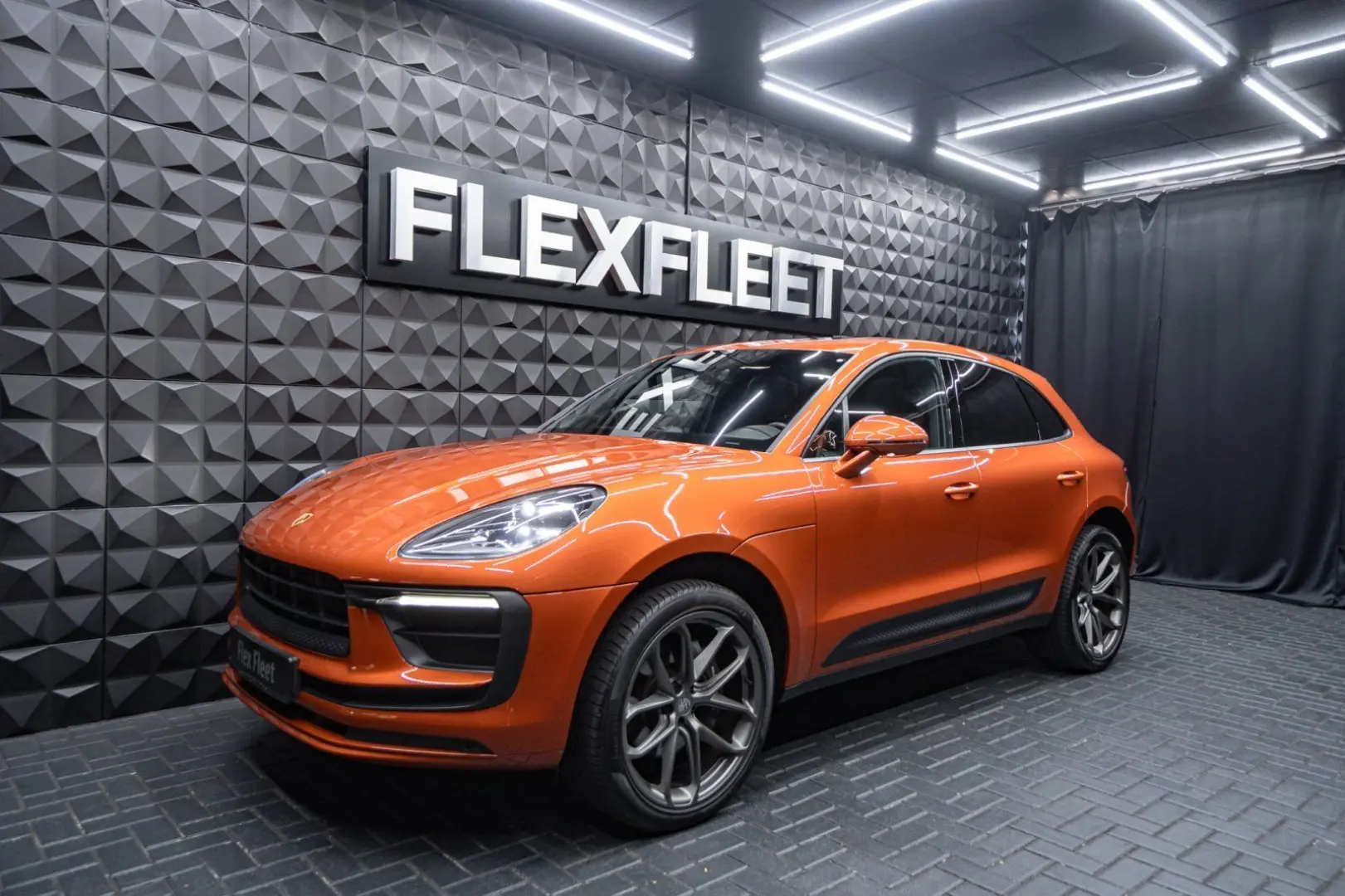 Macan 2.0T 14Wege Pano Chrono
