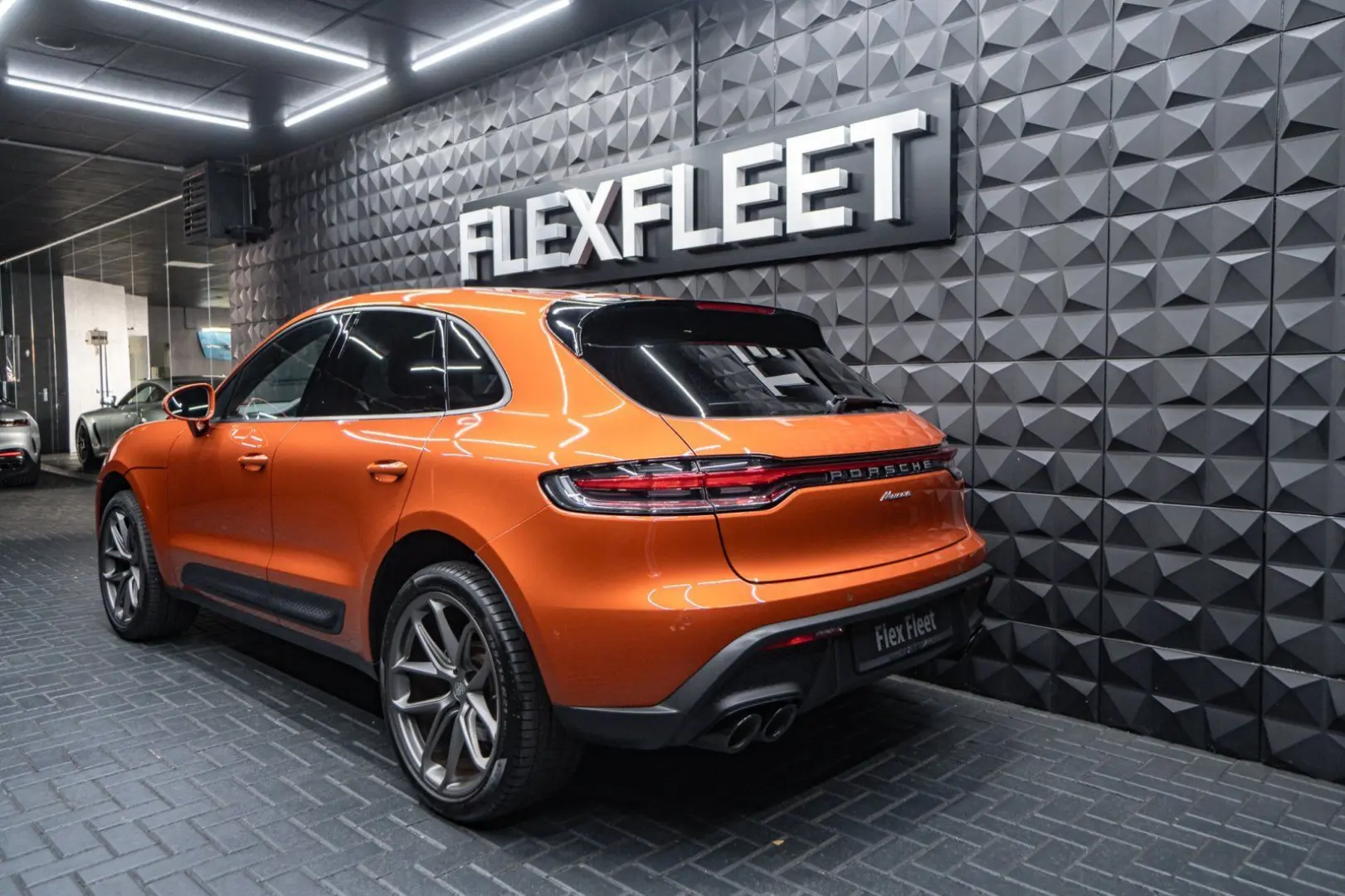 Macan 2.0T 14Wege Pano Chrono