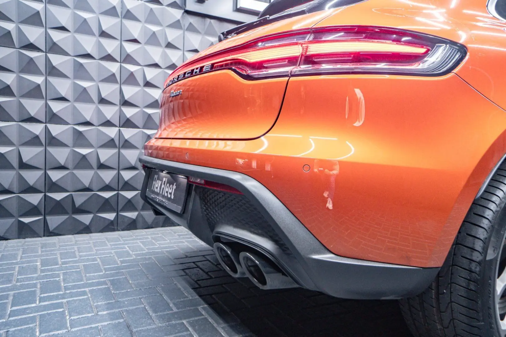 Macan 2.0T 14Wege Pano Chrono