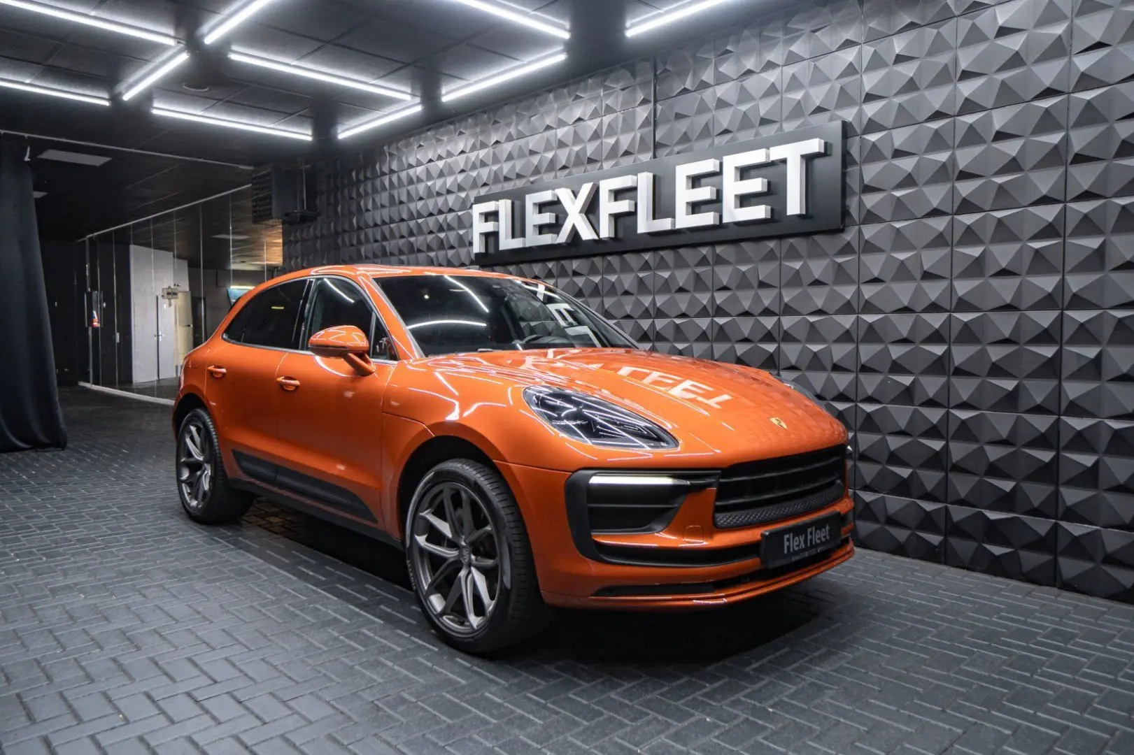 Macan 2.0T 14Wege Pano Chrono