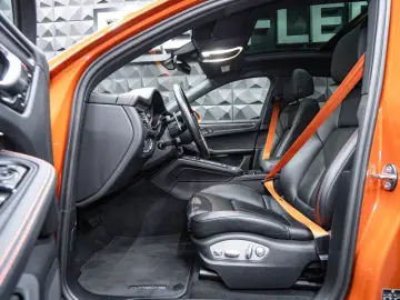 Macan 2.0T 14Wege Pano Chrono