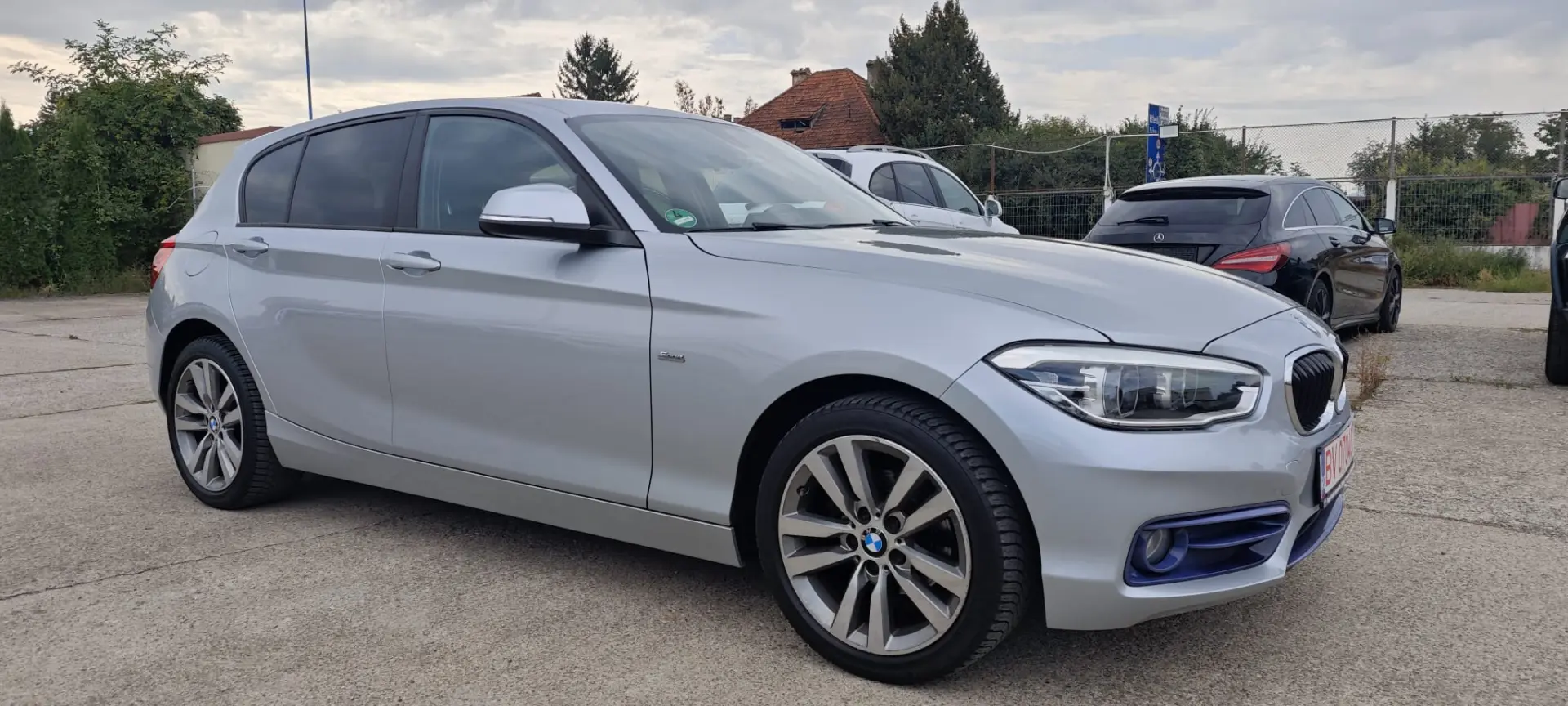 BMW Seria 1 Sport Line, Benzina, An 2016, 162.000 KM