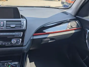 BMW Seria 1 Sport Line, Benzina, An 2016, 162.000 KM