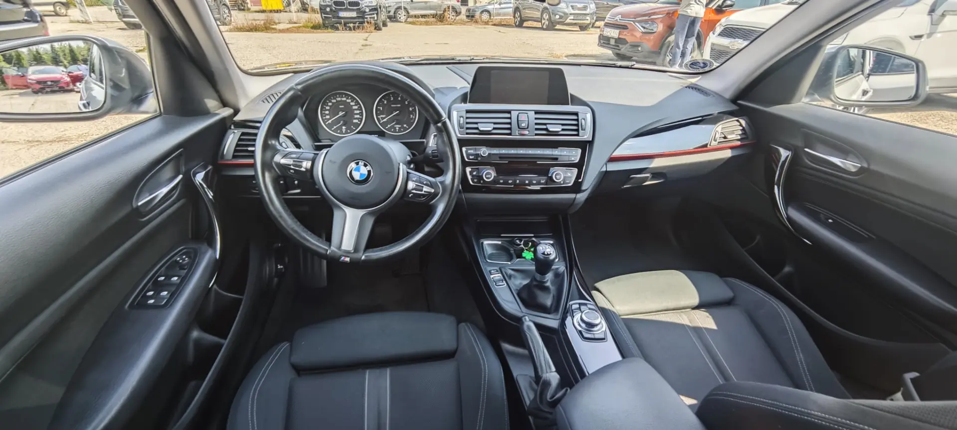 BMW Seria 1 Sport Line, Benzina, An 2016, 162.000 KM