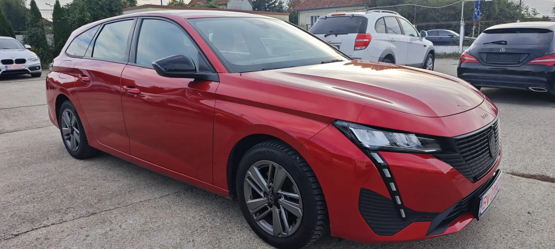 Peugeot 308  benzina, An 2023, 131 Cp