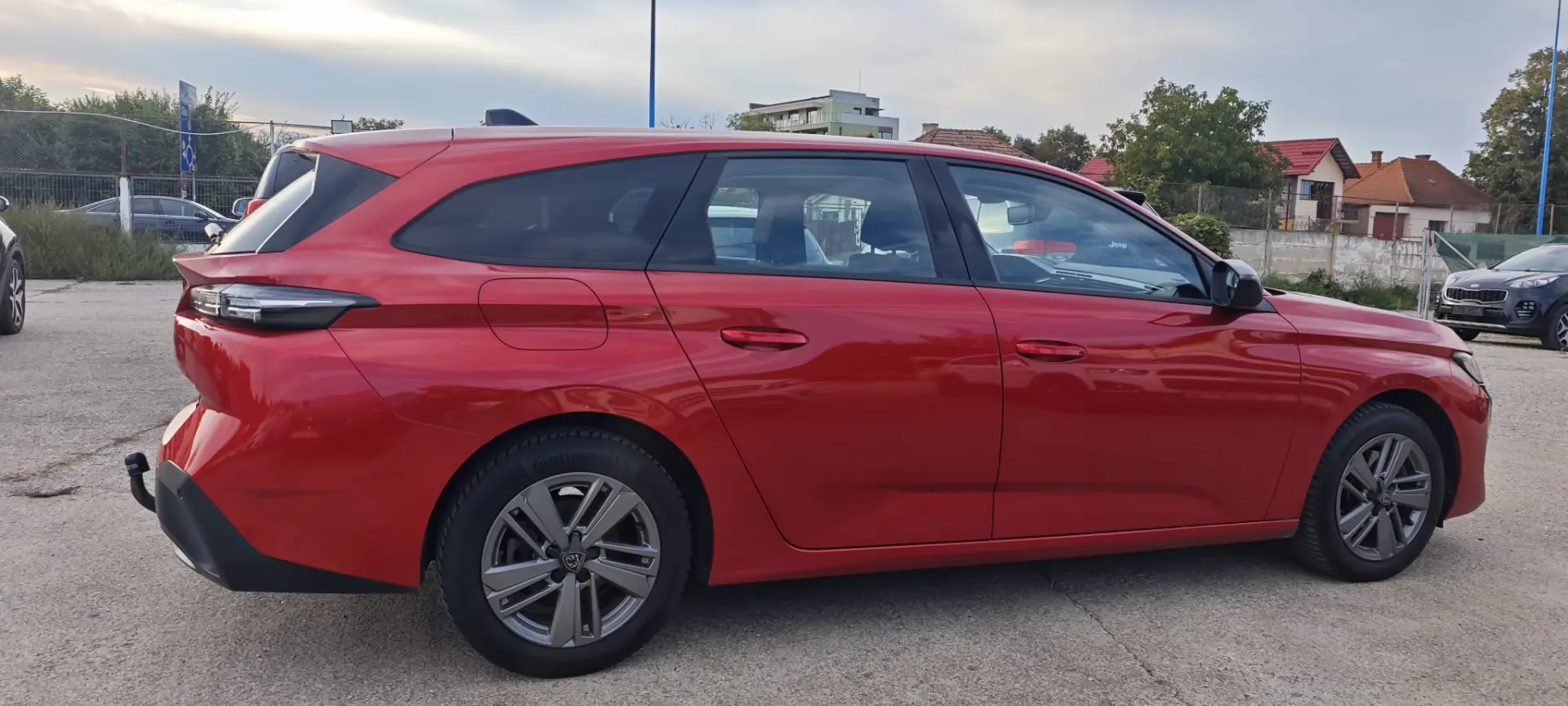 Peugeot 308  benzina, An 2023, 131 Cp