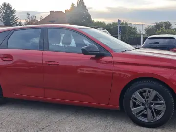 Peugeot 308  benzina, An 2023, 131 Cp