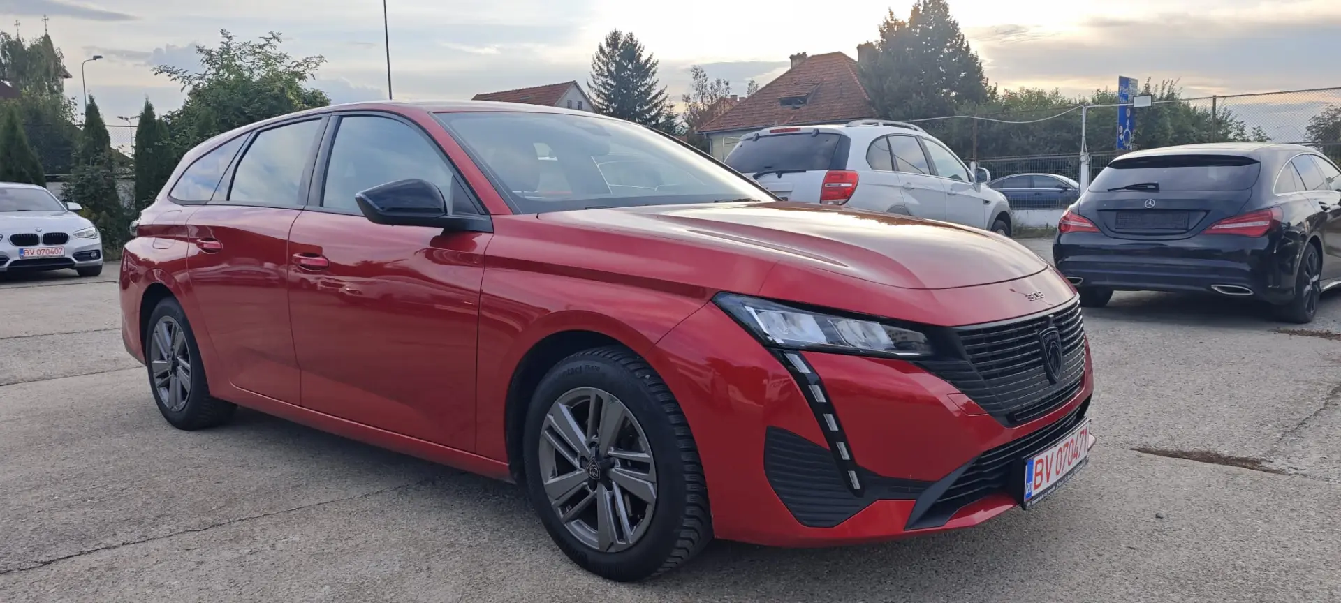 Peugeot 308  benzina, An 2023, 131 Cp