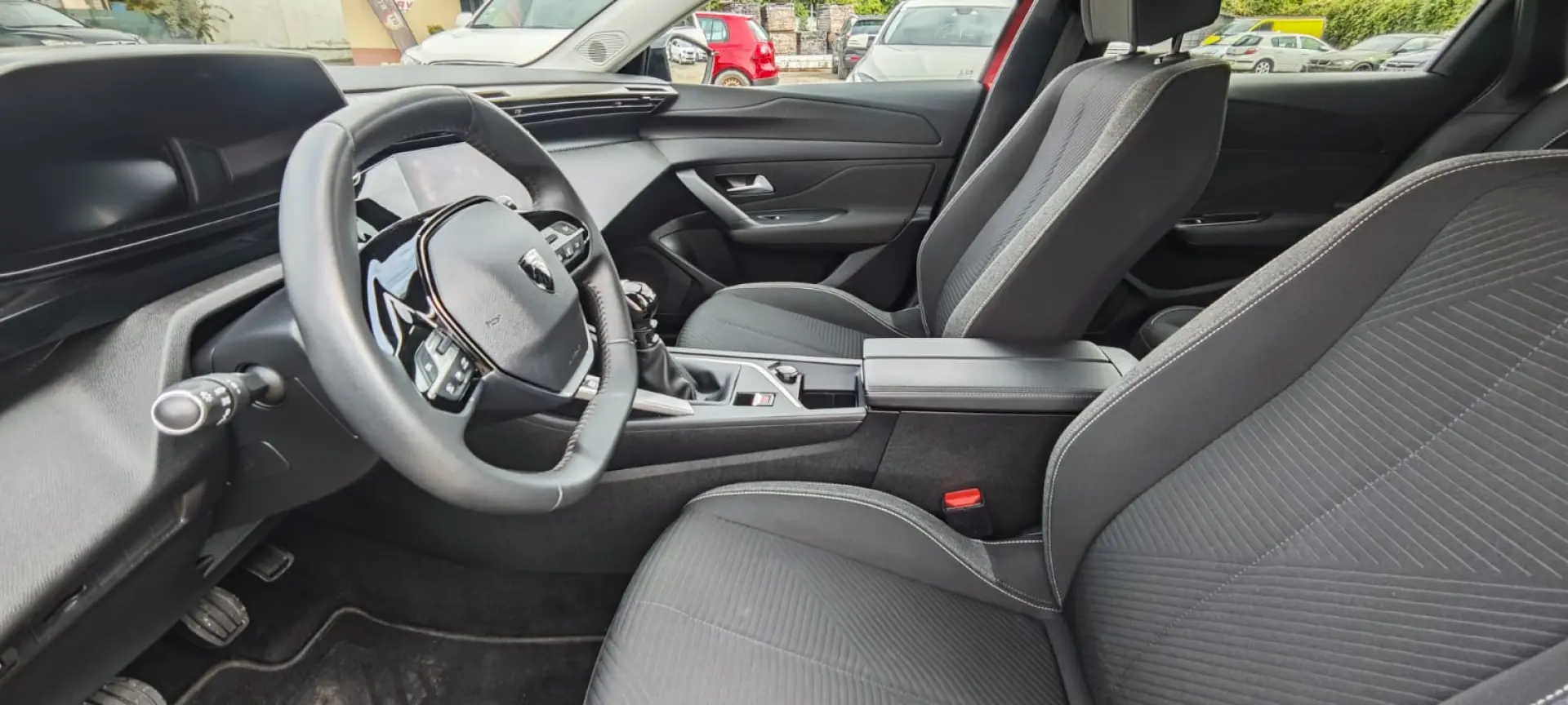 Peugeot 308  benzina, An 2023, 131 Cp