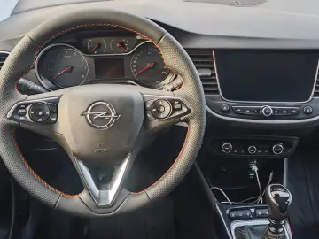 Opel Crossland X, Benzina, An 2020