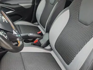 Opel Crossland X, Benzina, An 2020