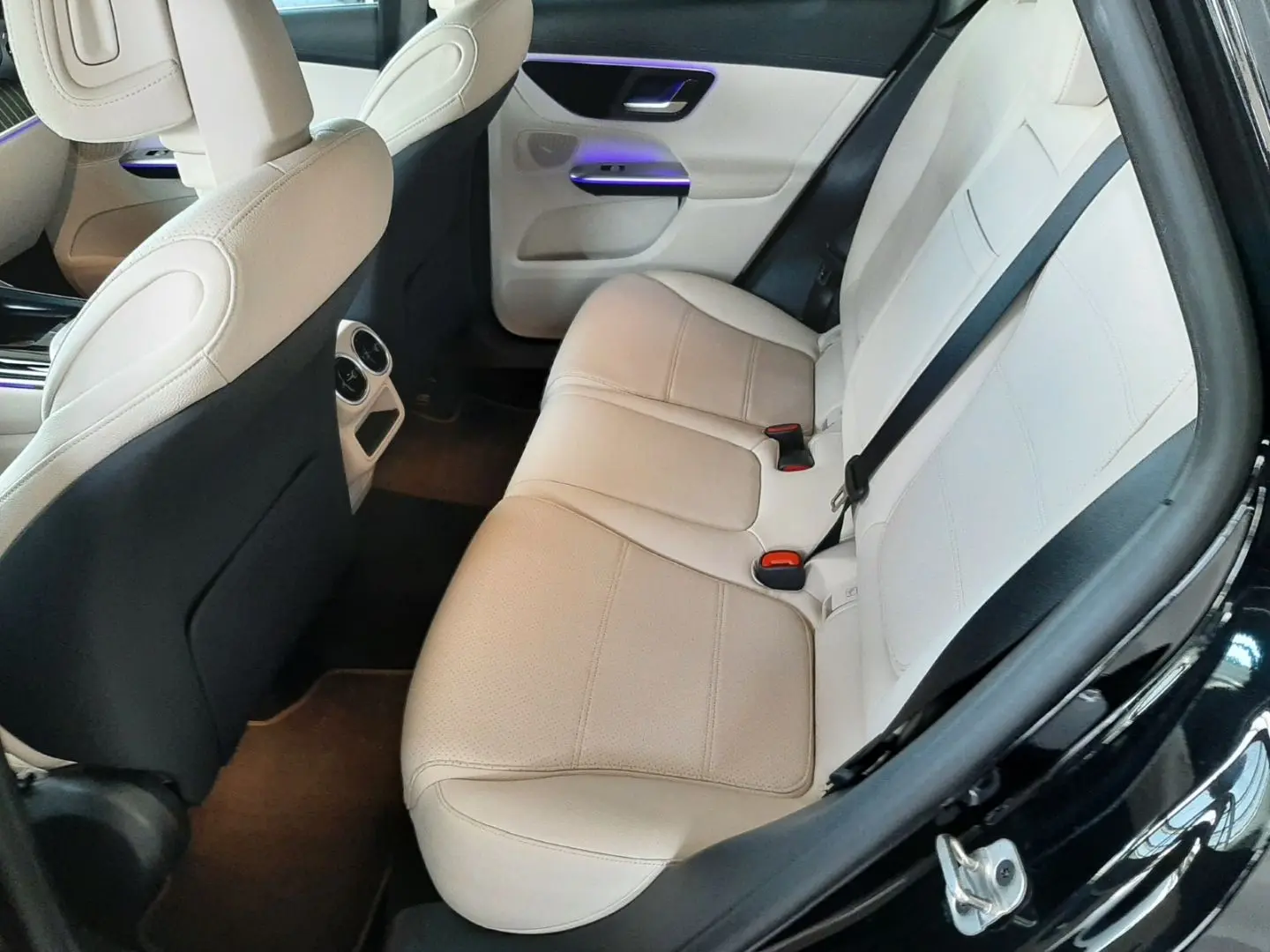 GLC 220 d 4MATIC AHK Memory Kamera LED