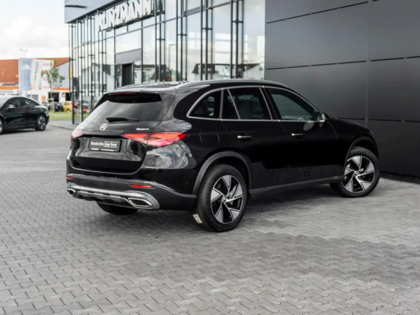 GLC 400 e 4M Avantgarde Burmester Panorama AHK