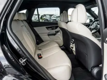 GLC 400 e 4M Avantgarde Burmester Panorama AHK