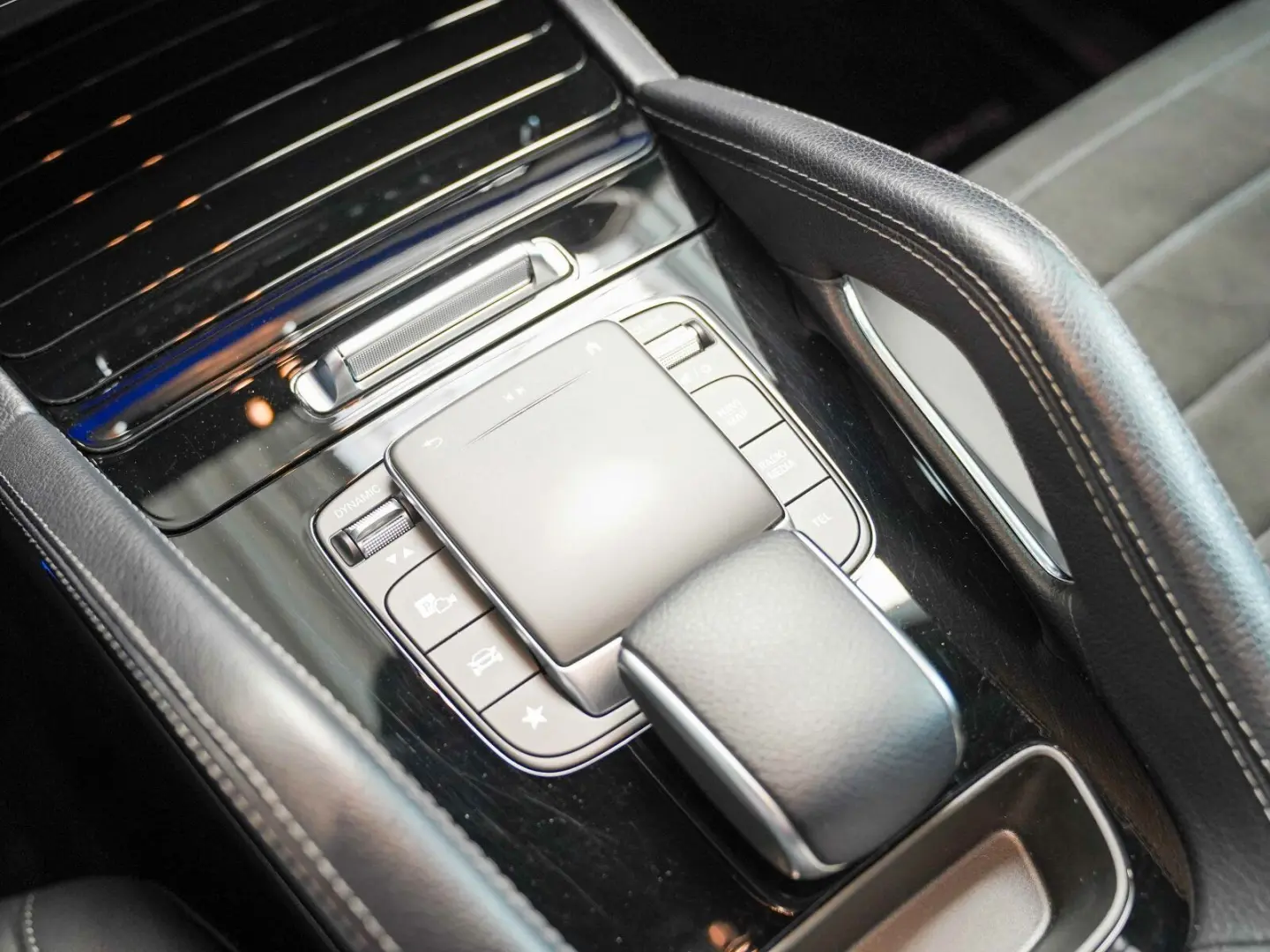 GLE 350 d 4M AMG Line Night Pano Fahrassistenz