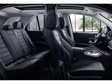 GLE 350 d 4M AMG+AIR+Distr+Pano+360+Key+M-BEAM