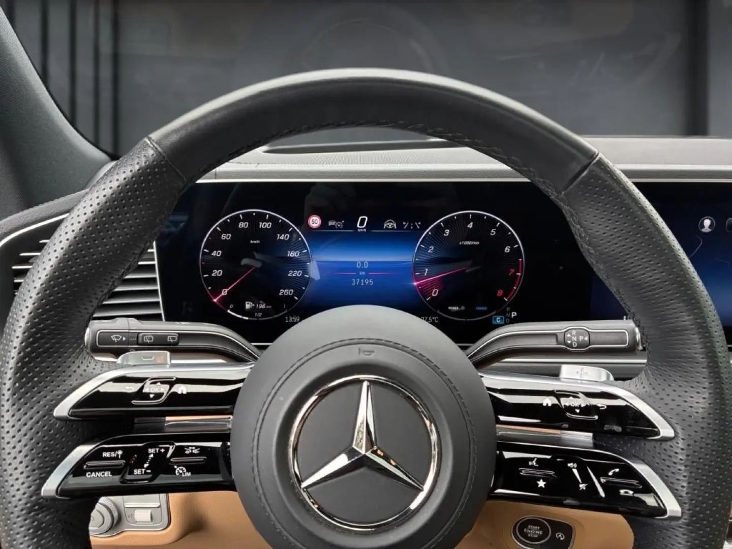 GLS 580 4M AMG Premium+ Standh. AHK Airmatic HUD
