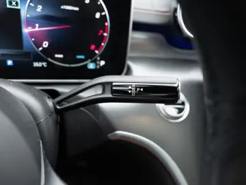 C 300 4M AMG-Sport/DIGITAL/360/Pano/AHK/Night/19