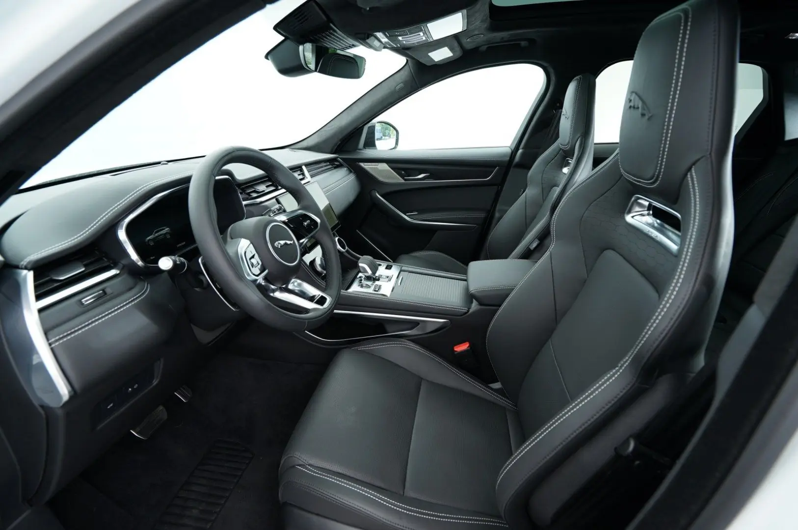 F-Pace D200 AWD AHK Pano ACC
