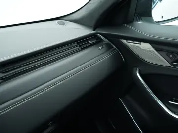F-Pace D200 AWD AHK Pano ACC