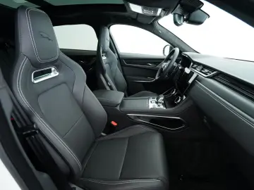 F-Pace D200 AWD AHK Pano ACC