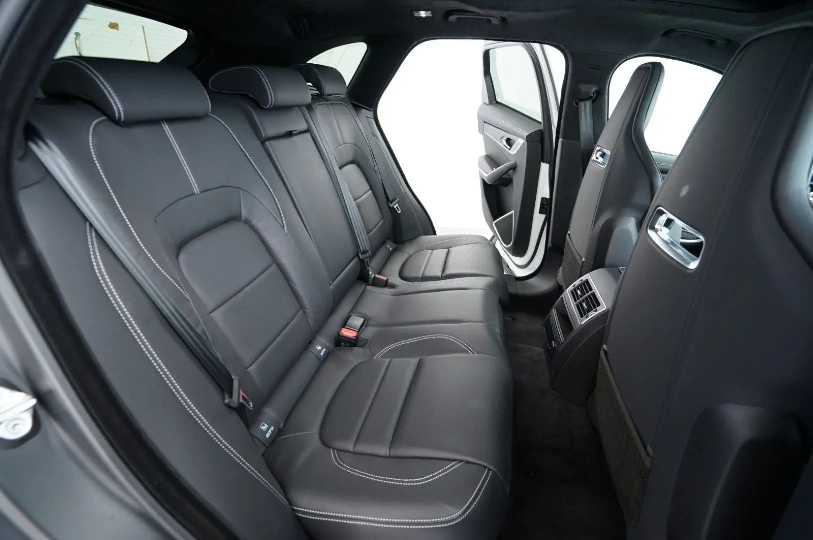 F-Pace D200 AWD AHK Pano ACC