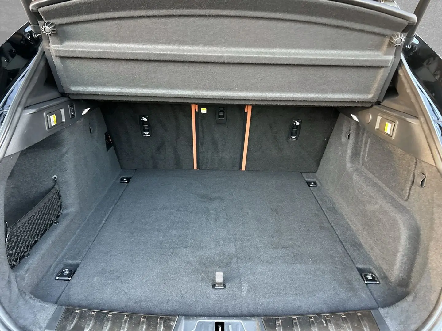 F-Pace D200 AWD R-Dynamic SE Meridian Soundsyste