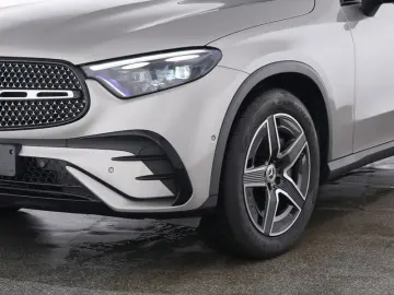GLC 300 d 4M , BURM AMG NIGHT SPUR PANO AHK 360