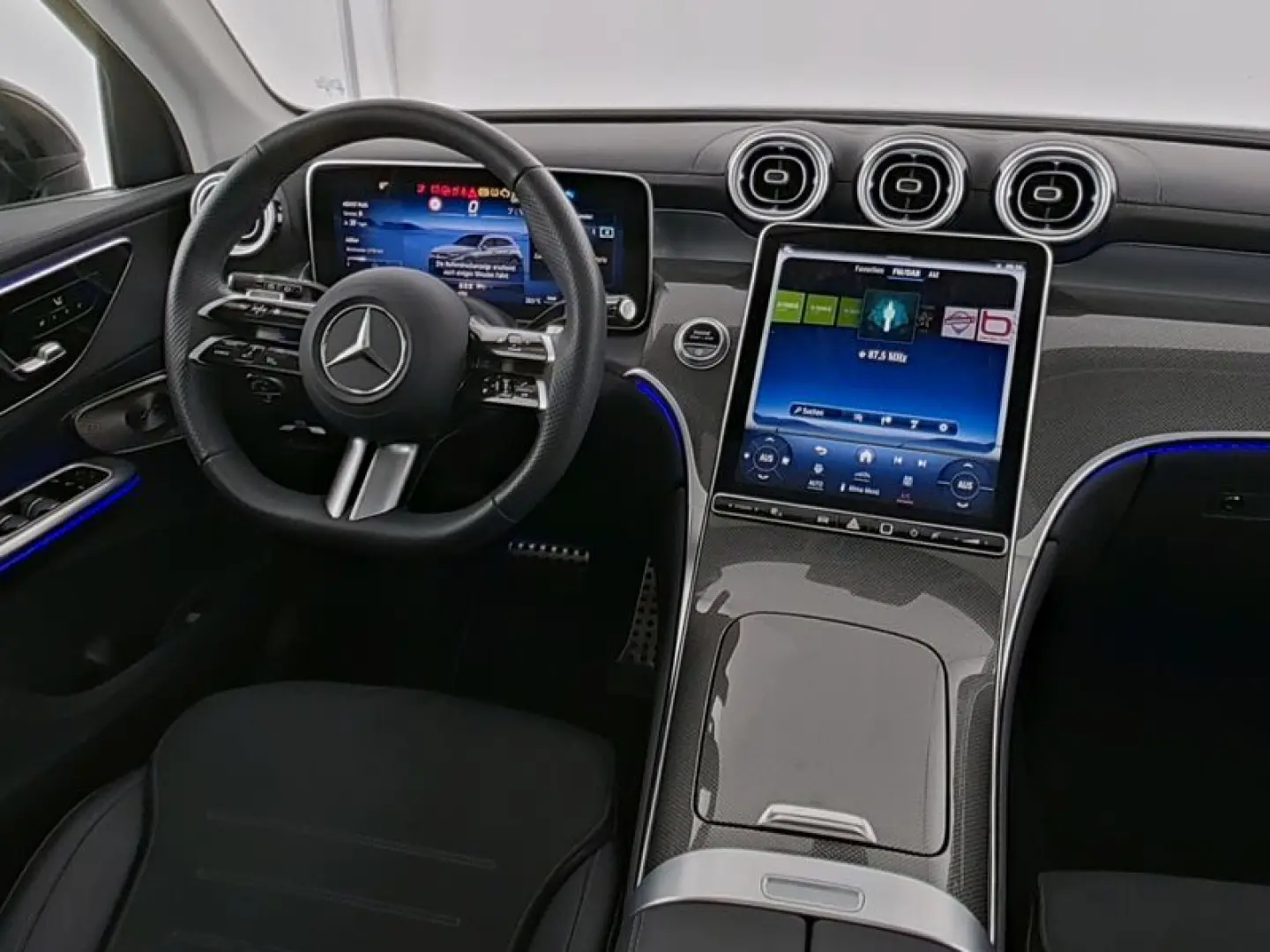 GLC 300 d 4M , BURM AMG NIGHT SPUR PANO AHK 360