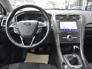 Mondeo Titanium
