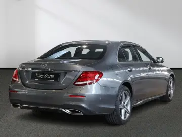 E 300 e AMG Distronic Multibeam Comand 360°-K.