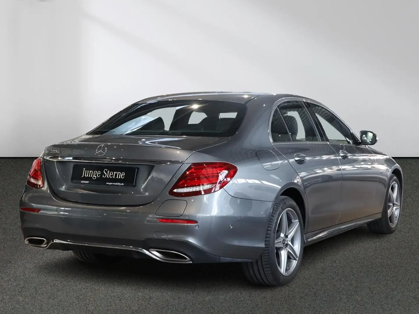 E 300 e AMG Distronic Multibeam Comand 360°-K.