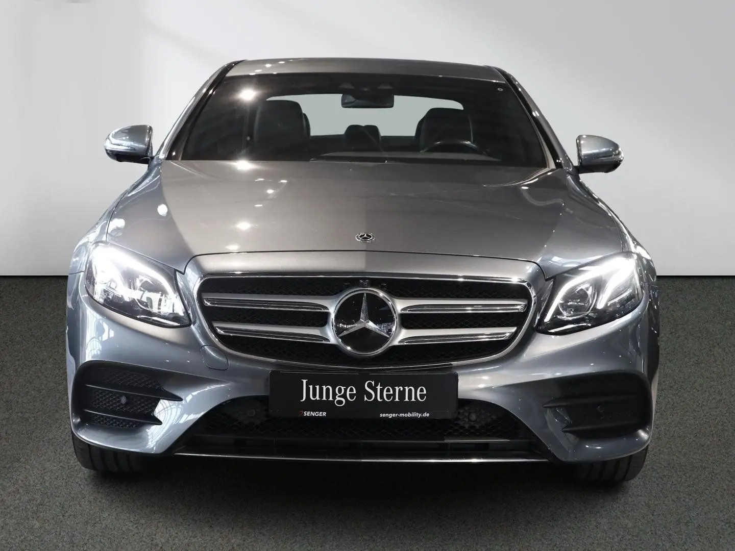 E 300 e AMG Distronic Multibeam Comand 360°-K.