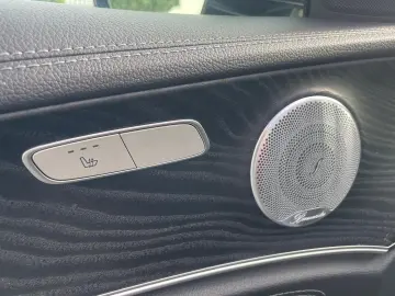 E 300 de 4M Lim. AMG-MBUX-Distronic-KeyGo-Kamera