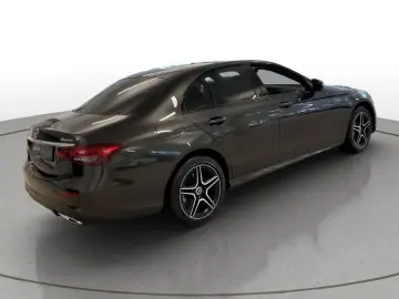 E 300 de 4M AMG-Line+Night+Pano+DISTRO+MULTIBEAM