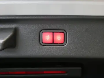 S 580 4M |AMG|MEMORY|STHZ|DISTR|LED|NAVI|PANO|LM