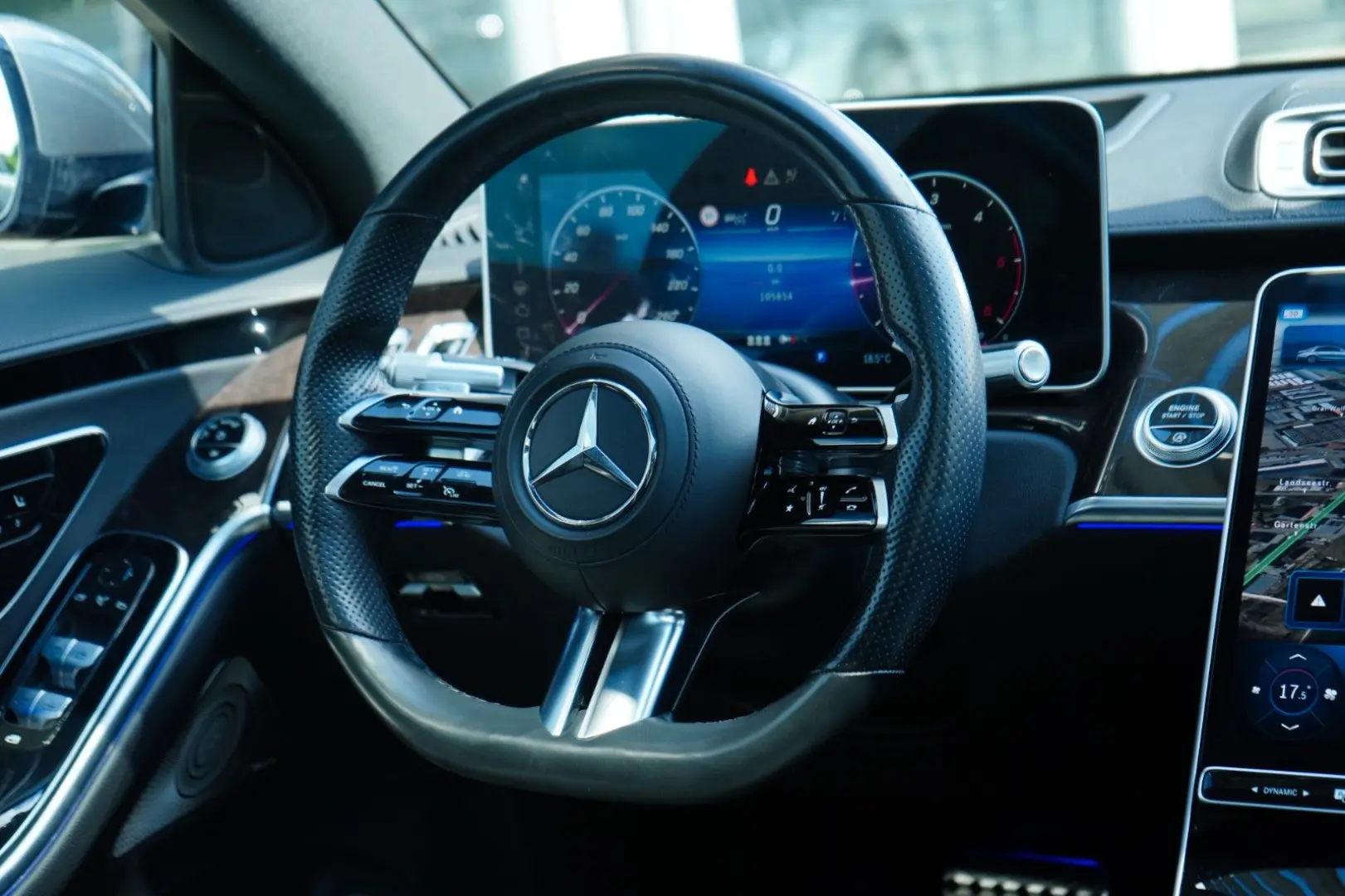 S 400 d 4M L AMG 9G/BURM/AIR/HA-LENK/360°/OLED/E
