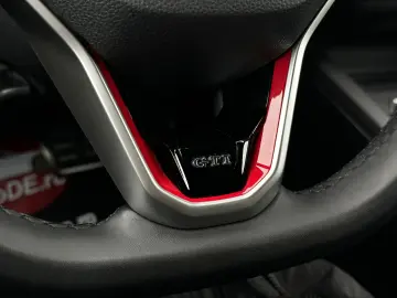 Volkswagen Golf VIII GTI