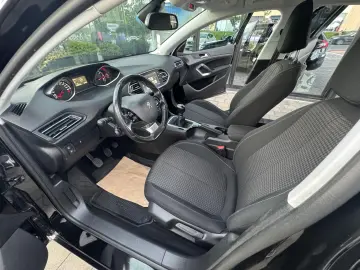 Peugeot 308 1.5 BlueHDi  Active Pack