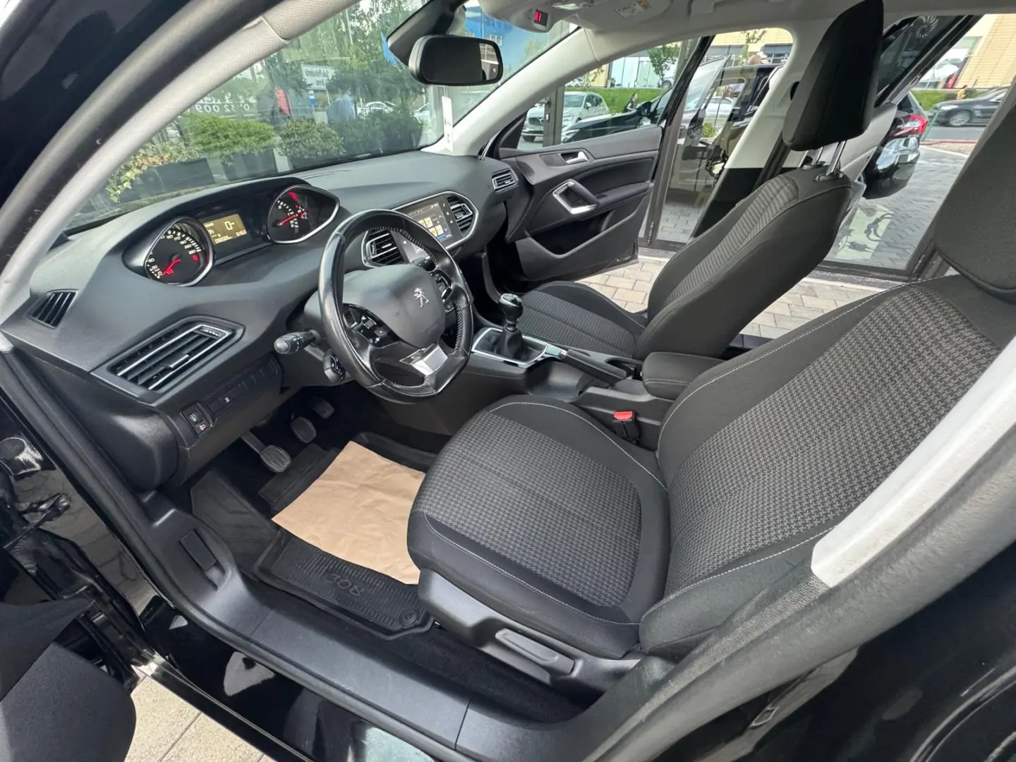 Peugeot 308 1.5 BlueHDi  Active Pack