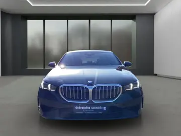 520i Lim. LED NAVI HUD 360  MEMORY PDC H K 18