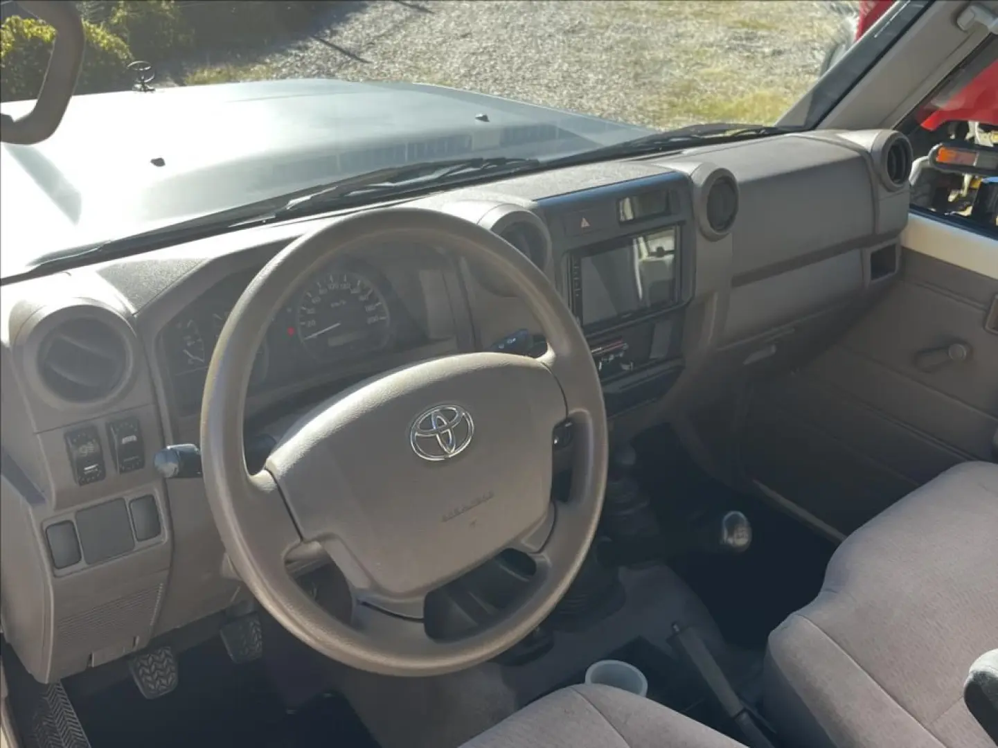 Land Cruiser GRJ 78, TOP VÝBAVA, servis