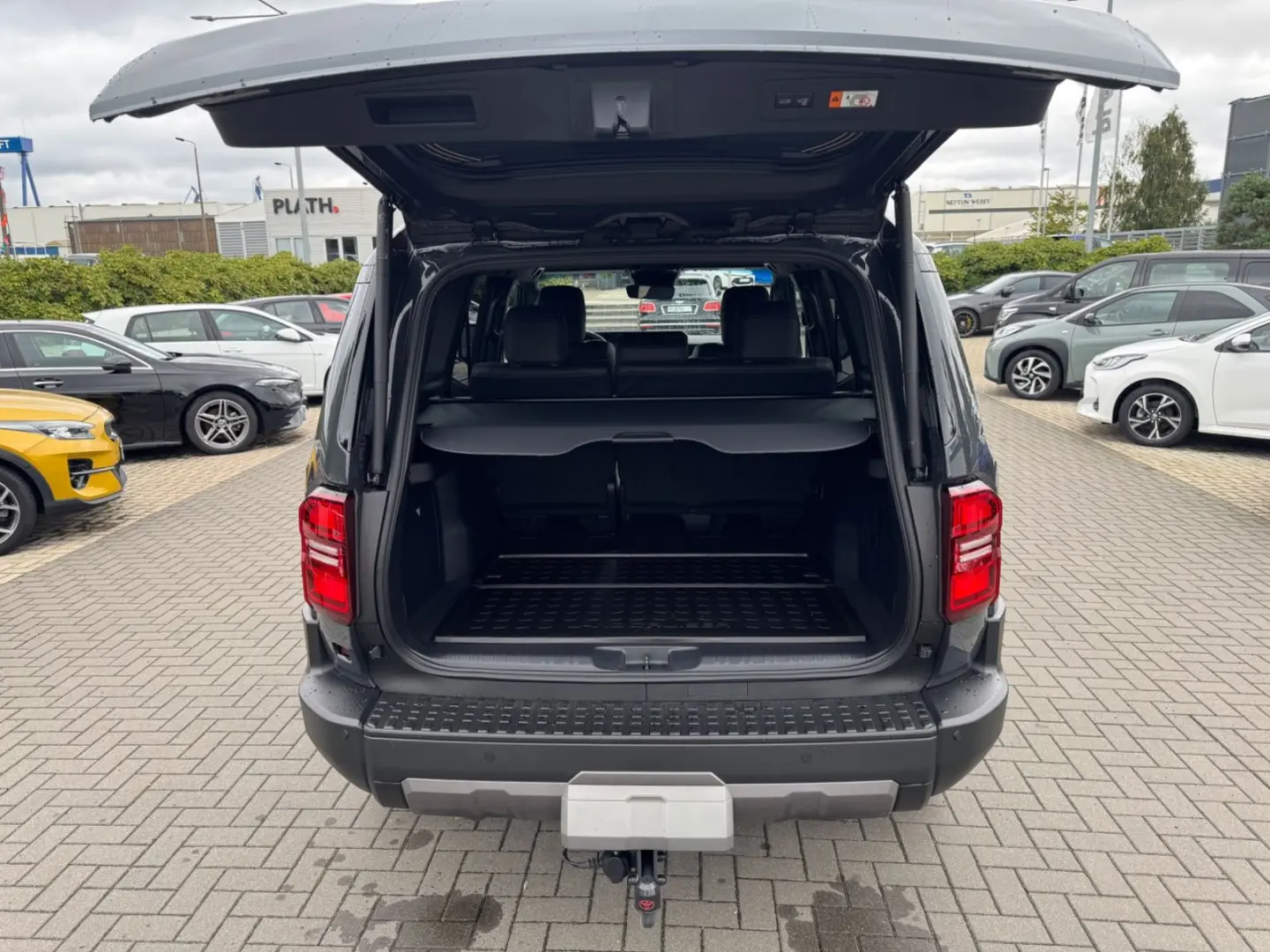 Land Cruiser 2.8 D-4D 4WD Executive *SOFORT*