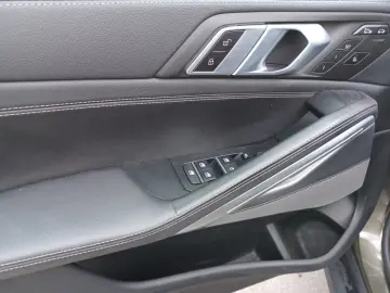 X6 xDrive30d Head-Up HK HiFi DAB WLAN Standhzg.
