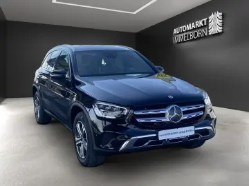 GLC 300 e AMG Leder*Distro*Kamera*LED*Virtual*18